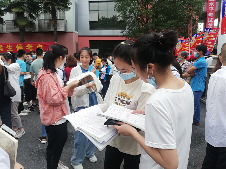 澳门开奖最快的现场直播,探索彩票直播的魅力与优势,澳门彩票直播,探索开奖现场直播的魅力与优势