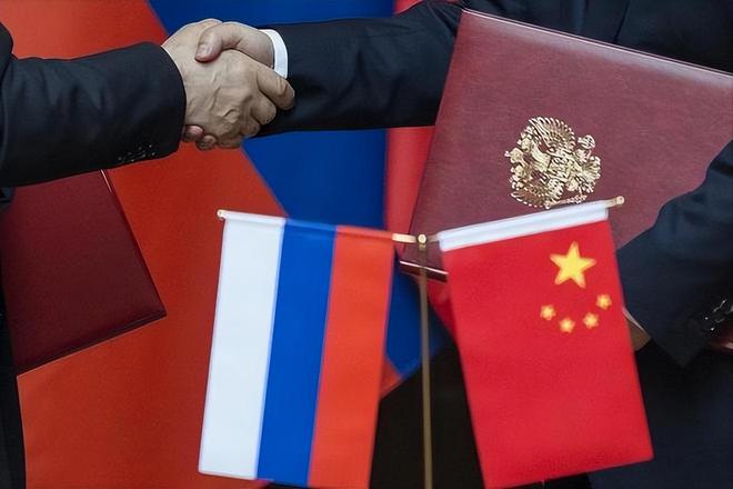 俄罗斯再送中国一份大礼，深化合作与友谊的见证，俄罗斯深化合作，中俄友谊的新见证与珍贵大礼
