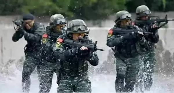 军龄工资涨到100元的深度分析与展望，军龄工资涨幅分析与展望，涨至百元的影响与未来趋势