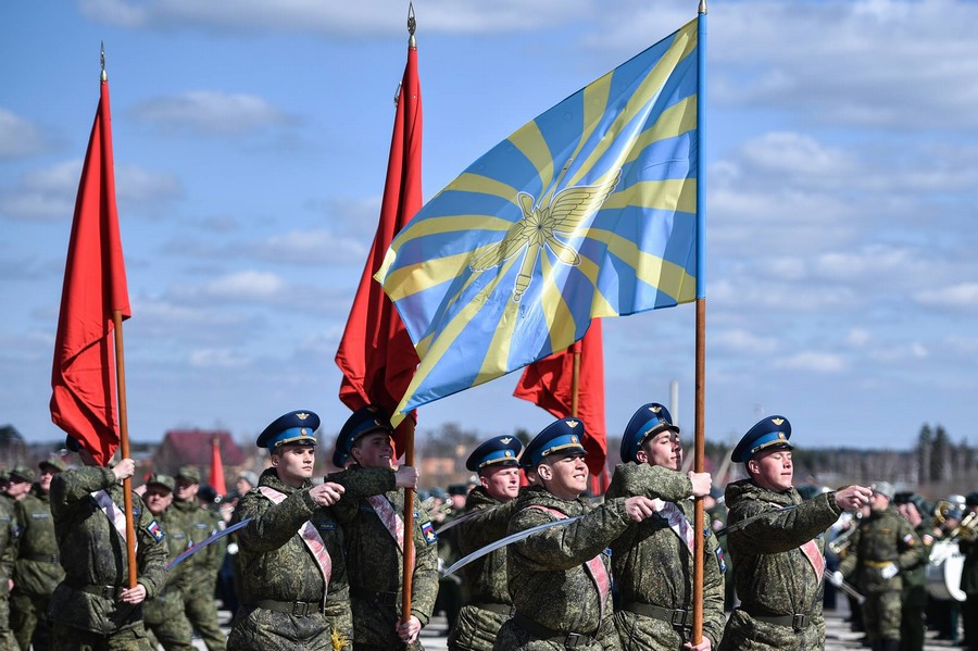 七十一周年庆典阅兵，展现国家力量与荣耀，七十一周年庆典阅兵，国家力量与荣耀的壮丽展示