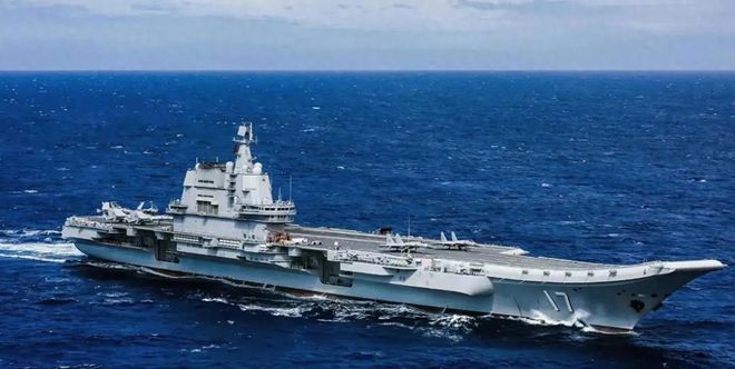 我有航天母舰，探索宇宙的新征程，航天母舰引领宇宙探索新征程