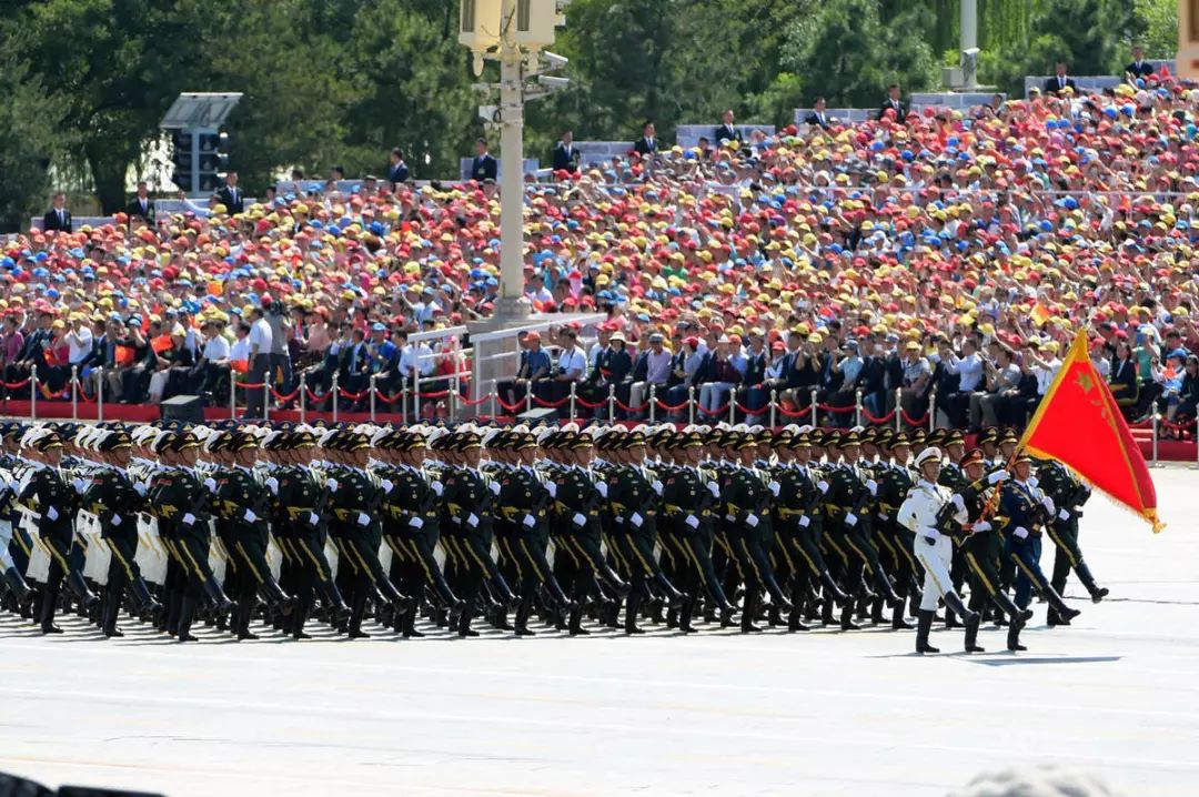 阅兵仪式方队的规模与力量,多少人组成的壮丽画卷,阅兵仪式方队壮丽画卷,规模与力量的完美展现