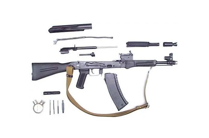 AK-102突击步枪，现代战场的主力武器，AK-102突击步枪，现代战场核心武器