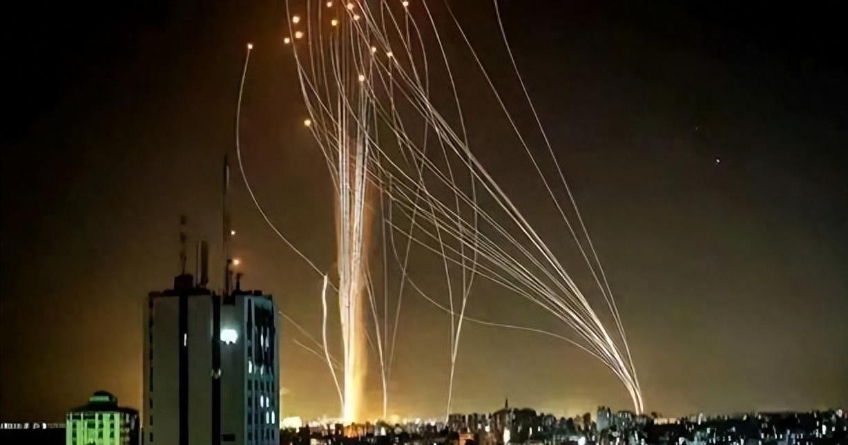 全球军事动态,最新军事新闻深度解析,全球军事动态深度解析,最新军事新闻概览