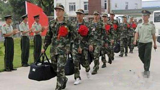 当兵的真实经历,磨砺青春,铸就人生,军旅生涯,磨砺青春,铸就人生传奇之旅