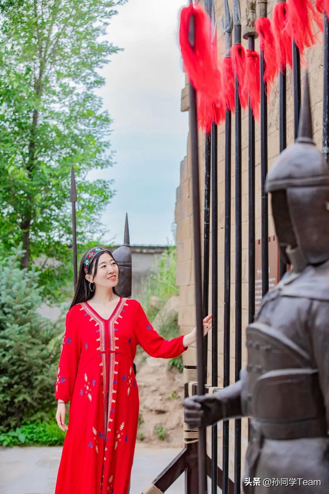 印度光辉战机与中国歼-15战斗机的较量,深度分析与比较,印度光辉战机与歼-15战斗机的深度对决,全面分析与比较