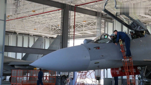 北部战区歼-16,空中力量的重要支柱,北部战区歼-16,空中力量的核心支柱