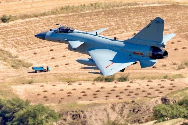 歼-10C在巴基斯坦的最新战况,空中力量的新篇章,巴基斯坦歼-10C战况揭秘,空中力量的新篇章