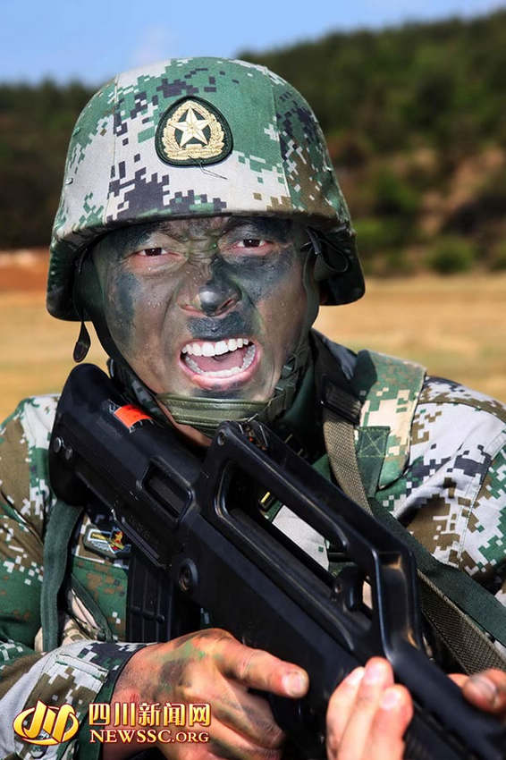 黎登贵军人，英勇忠诚的战士，无私奉献的典范，黎登贵，英勇忠诚的战士，无私奉献的楷模