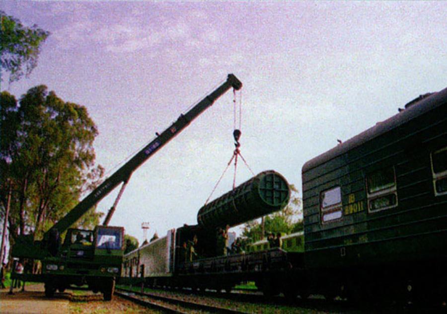 东风41洲际导弹,揭示其强大威力与战略意义,东风41洲际导弹,强大威力与战略意义的深度解析