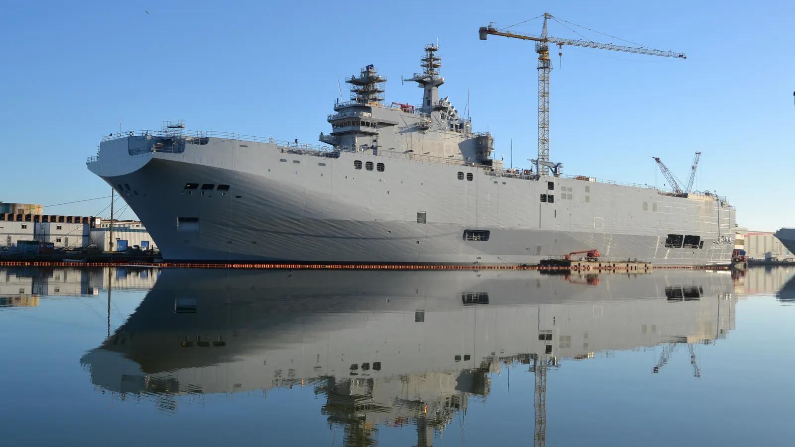 俄罗斯西北风两栖攻击舰,探索强大战力与多功能性,俄罗斯西北风两栖攻击舰,强大战力与多功能性的探索