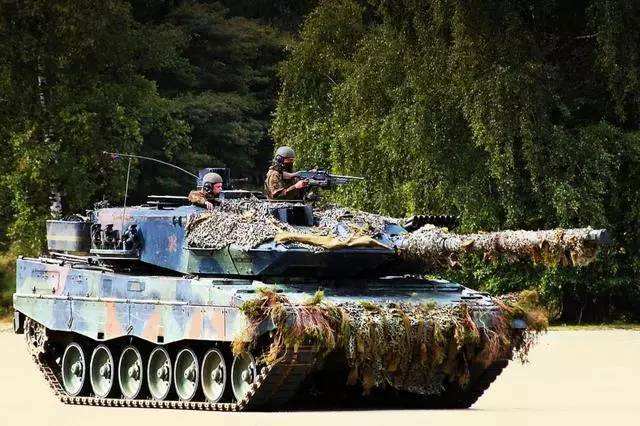 探索96A与100B,两种不同型号的比较与探讨,96A与100B型号比较与探讨,深度探索两款型号的差异与特点