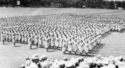 医疗兵女兵阅兵,展现女性力量与荣耀的时刻,医疗女兵阅兵,展现女性力量与荣耀的辉煌瞬间