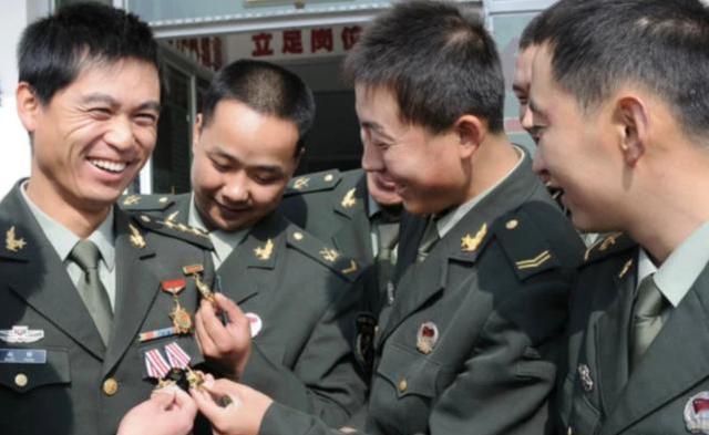 立一等功的待遇,荣誉与实质的双重肯定,立一等功的荣誉与待遇,双重肯定的荣耀时刻