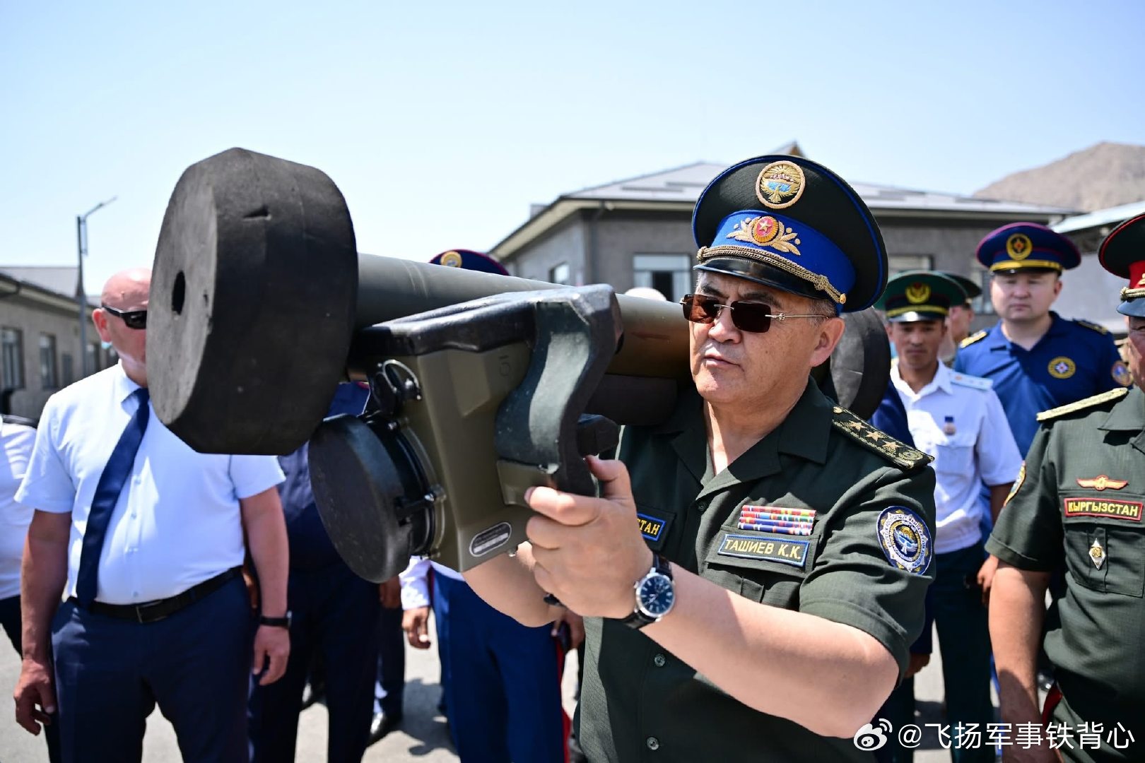 中国著名军事博主,引领军事话题的热潮,中国知名军事博主引领军事话题风潮