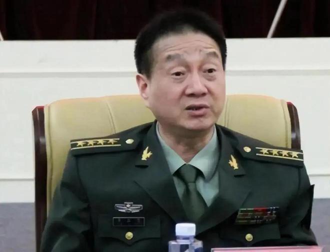 总参谋长现在的名字及其角色重要性,总参谋长的名字及其角色在现代军事体系中的重要性。