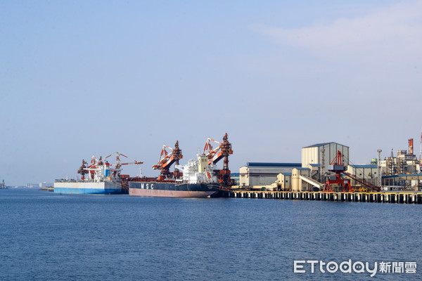 台湾台中港码头,繁荣的交通枢纽与经济发展的引擎,台湾台中港码头,繁荣交通枢纽与经济发展驱动力