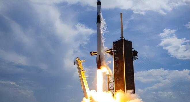 美国火箭发射失败导致七人死亡,深刻反思与前瞻未来,美国火箭发射失败致七人死亡,深刻反思与未来展望