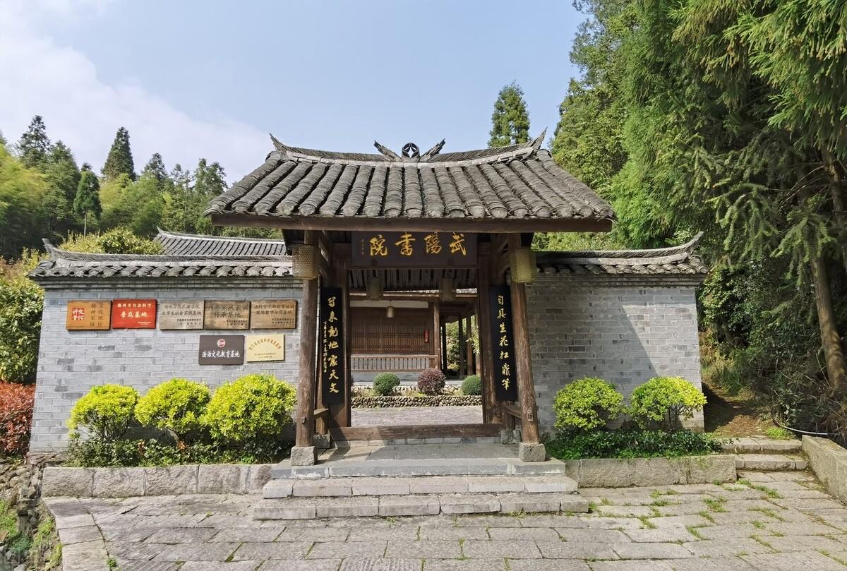 刘伯温一肖,揭秘传奇人物在2020年的神秘面纱,揭秘刘伯温传奇人物在2020年的神秘面纱