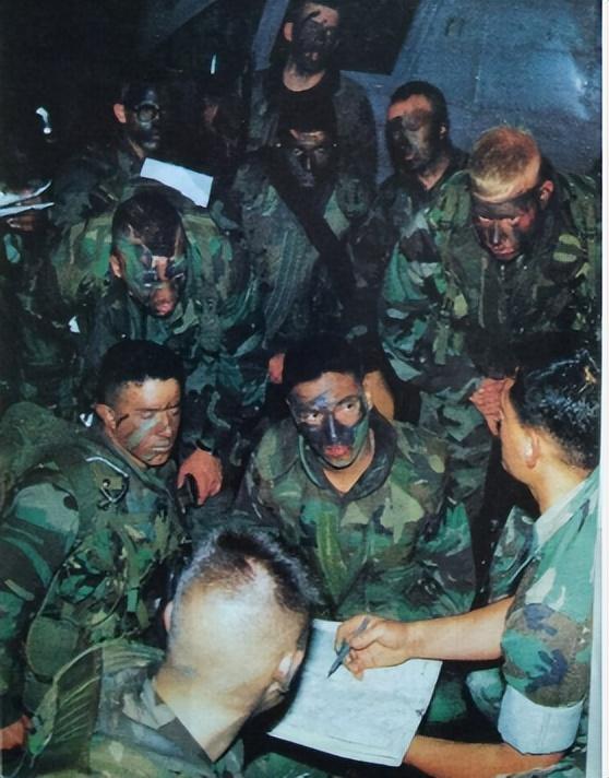 揭秘A-10攻击机雷达系统,空中力量的锐利之眼,揭秘A-10攻击机雷达系统,空中力量的锐利之眼揭秘