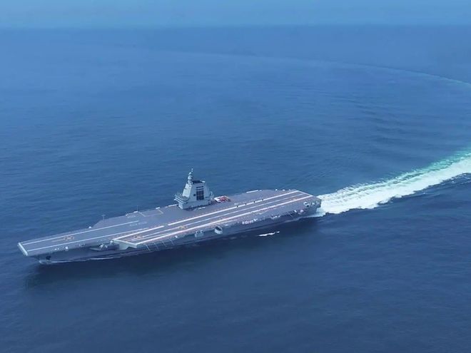 福特号航空母舰的重量与全球海军力量重塑,福特号航空母舰重量与全球海军力量格局重塑