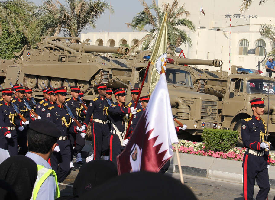 卡塔尔阅兵喊中文口令,文化交流的新篇章,卡塔尔阅兵喊中文口令,开启文化交流新篇章