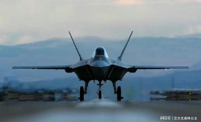 歼-20隐形战斗机为何选择不使用加莱特进气道,歼-20隐形战斗机进气道设计之谜,为何选择不使用加莱特进气道探究