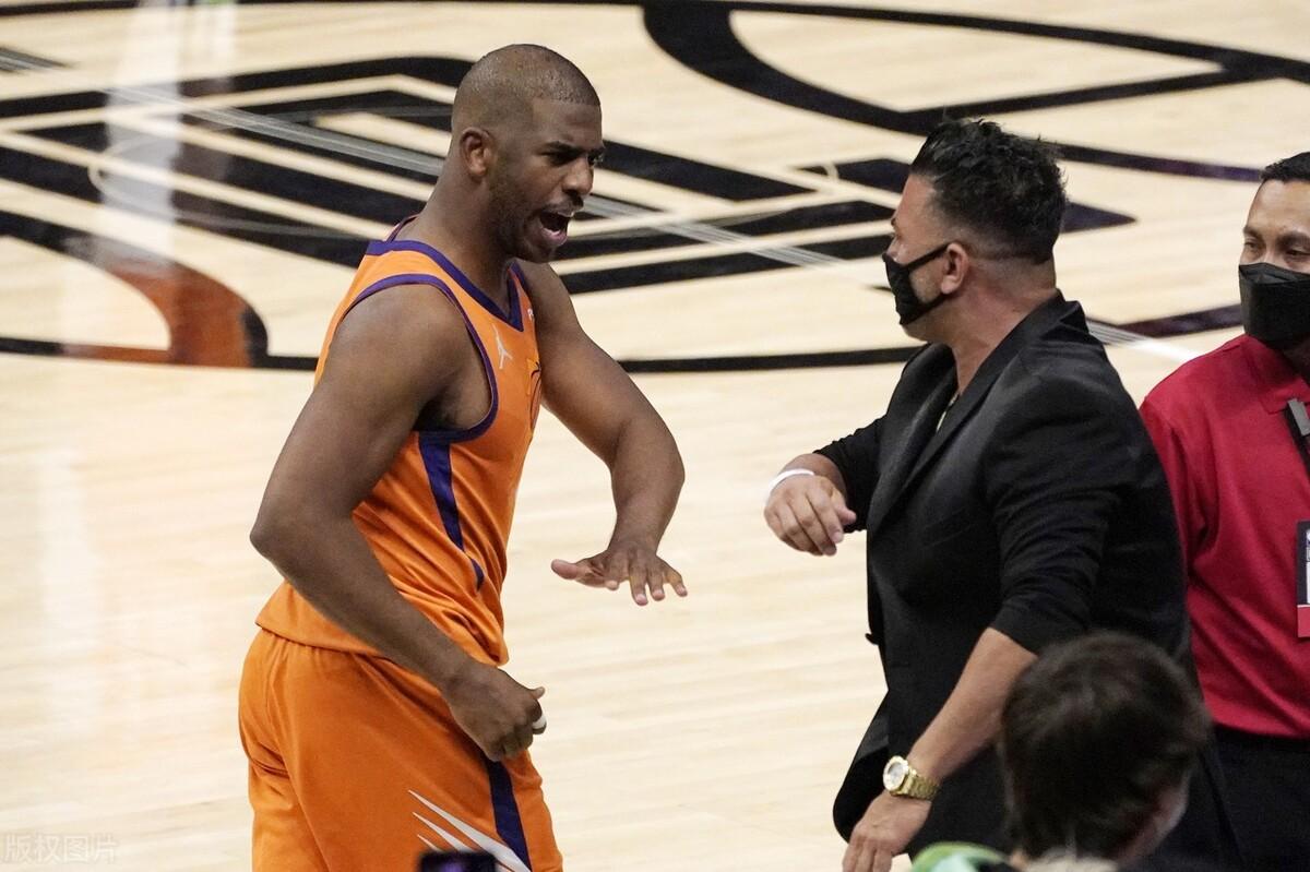 歼-16战斗机近距离观察,威力与技术的完美结合,歼-16战斗机近距离观察,威力与技术的完美融合