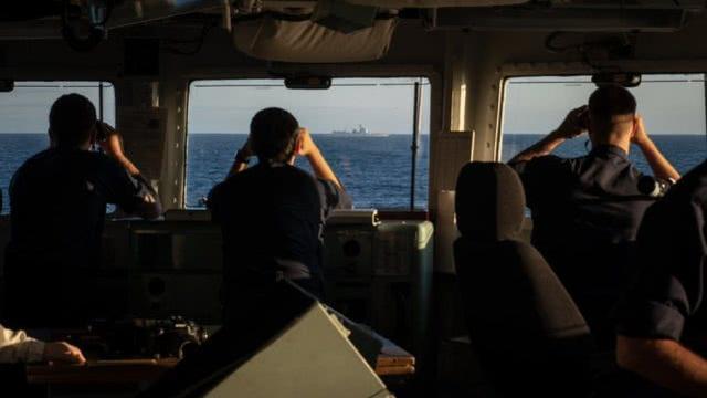 跨越海洋的壮丽之旅,中国海军052C型驱逐舰穿越英吉利海峡的挑战与荣耀,中国海军052C型驱逐舰穿越英吉利海峡的挑战与荣耀之旅