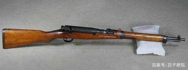 日本部队用什么枪,历史演变与现状观察,日本部队枪械的历史演变与现状,从历史枪支到现代武器的观察