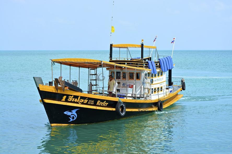 海军如何处置海盗,国际安全的重要一环,海军处置海盗行动,国际安全的关键环节