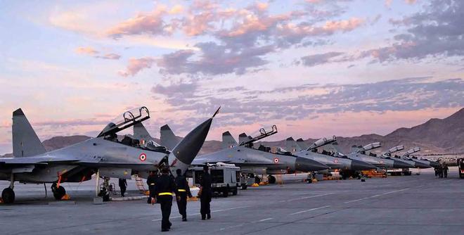 中巴军演空军，深化合作，共筑空中防线，中巴军演空军深化合作，共筑空中防线