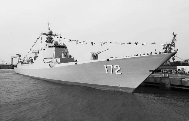 中国海军的新锐力量,052D型驱逐舰的服役时间解析,中国海军新锐力量,052D型驱逐舰服役时间深度解析