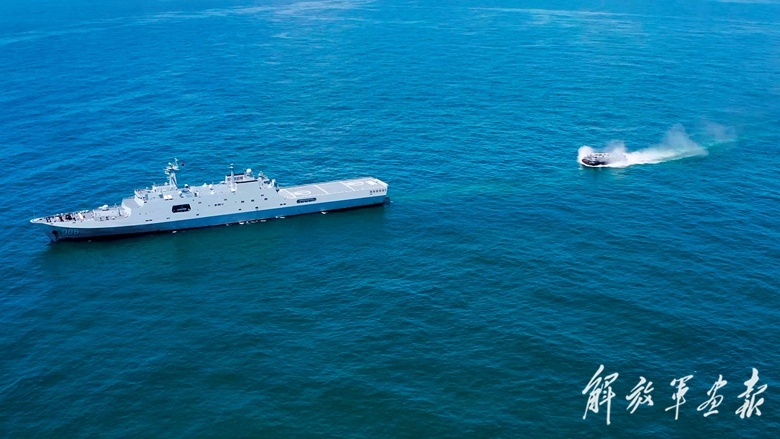 海军四明山舰,新时代的海上卫士,海军四明山舰,新时代海上卫士的荣耀之旅