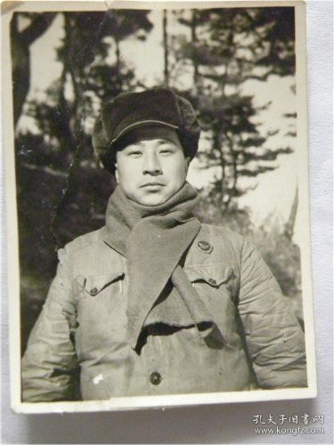 中国人民志愿军第一个志愿兵,英勇无畏的先驱者,中国人民志愿军首个志愿兵,无畏先驱,英勇传奇