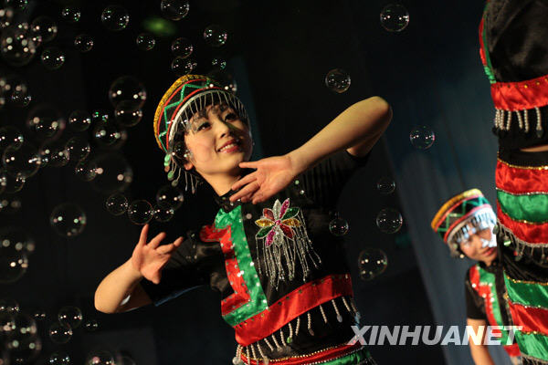 贠璐,一位闪耀的明星,贠璐,璀璨明星的闪耀之路