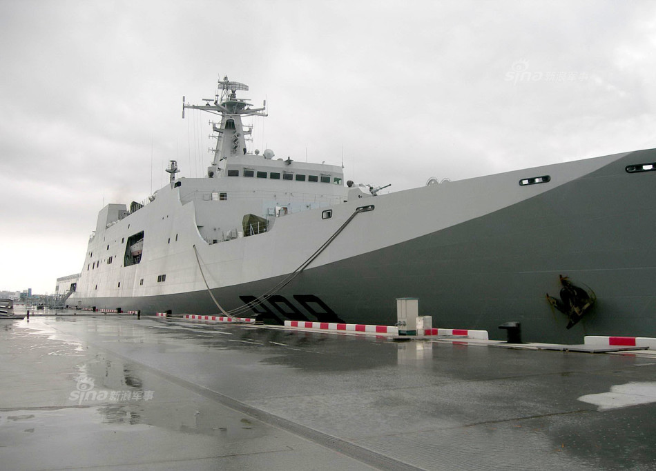 登陆舰的特点及参数详解,登陆舰的特点与参数全面解析