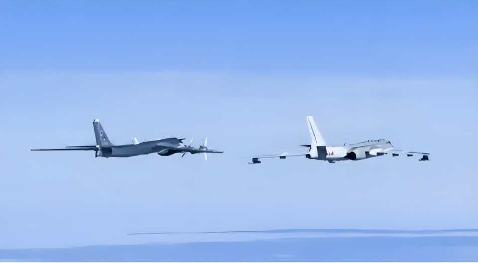 轰炸机3，历史、技术与影响，轰炸机3，历史沿革、技术演进与全球影响