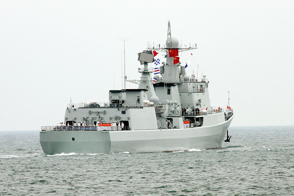 海军116驱逐舰炮击,历史与现实中的海上力量展示,海军力量展示,历史与现实中的炮击与海上力量展现