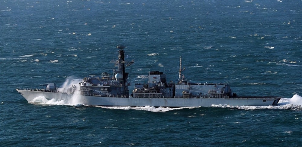 英国海军现状,实力分析与发展展望,英国海军实力解析,现状评估与未来展望